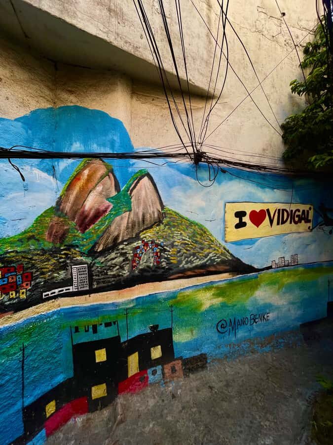 Hike Dois Irmãos + Vidigal Favela Experience - Dois Irmãos Hike: Timing, Difficulty, and the View Moment