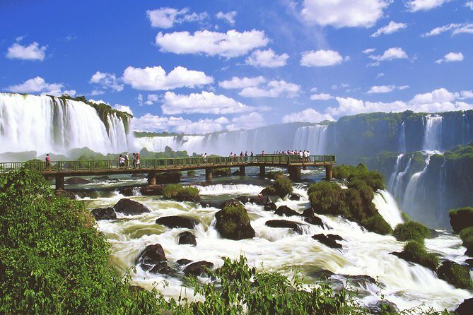 Iguassu Falls Brazilian Side: Macuco Safari, Helicopter Flight and Bird Park - Key highlights you’ll care about