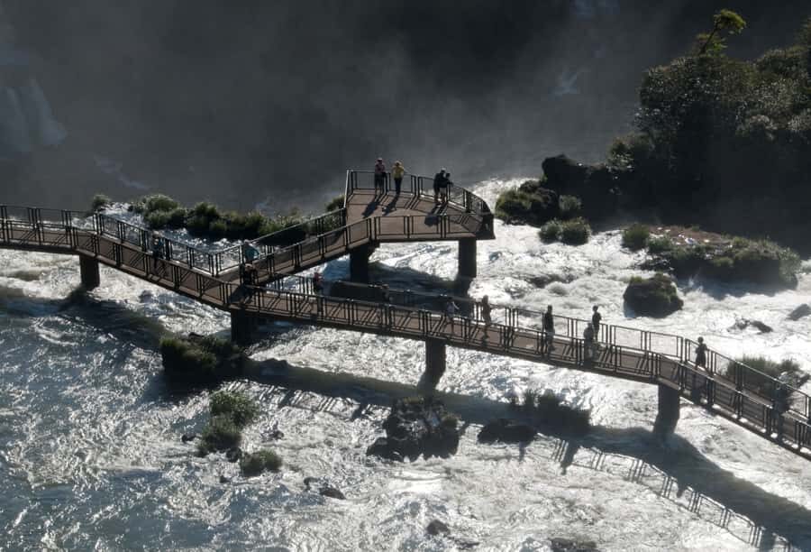 Iguassu Falls: Guided Tour & Macuco Safari on Pontoon Boats - Floriano Falls by Panoramic Elevator and a Practical Break at Porto Canoas