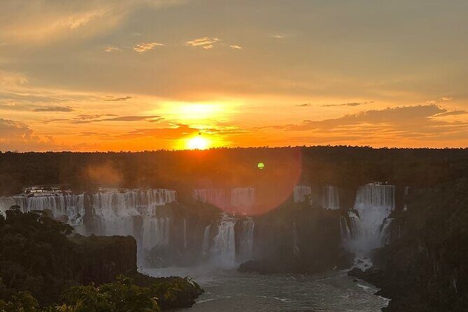 Iguazu Falls : Private day tour both Brazil & Argentina - Brazil side: Garganta do Diabo viewpoints and misty rainbow drama