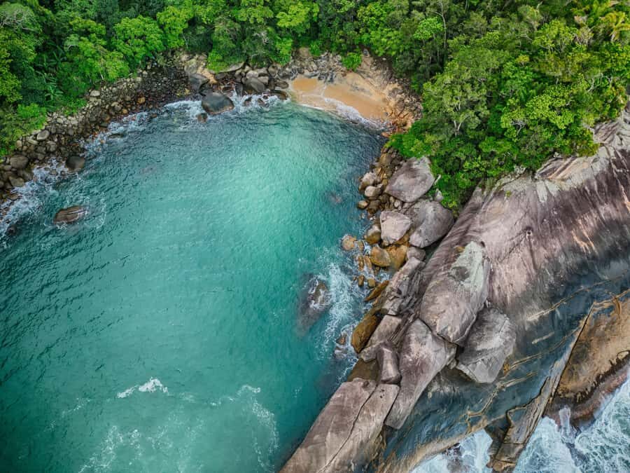 Ilha Grande: 360° Circumnavigation Speed Boat Tour - 8h - FAQ