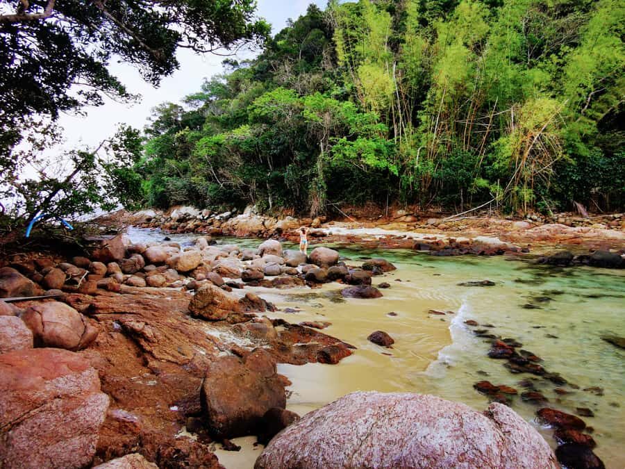 Ilha Grande: 6-Hour Speedboat Tour to Blue and Green Lagoons - Should you book this tour? A simple decision guide