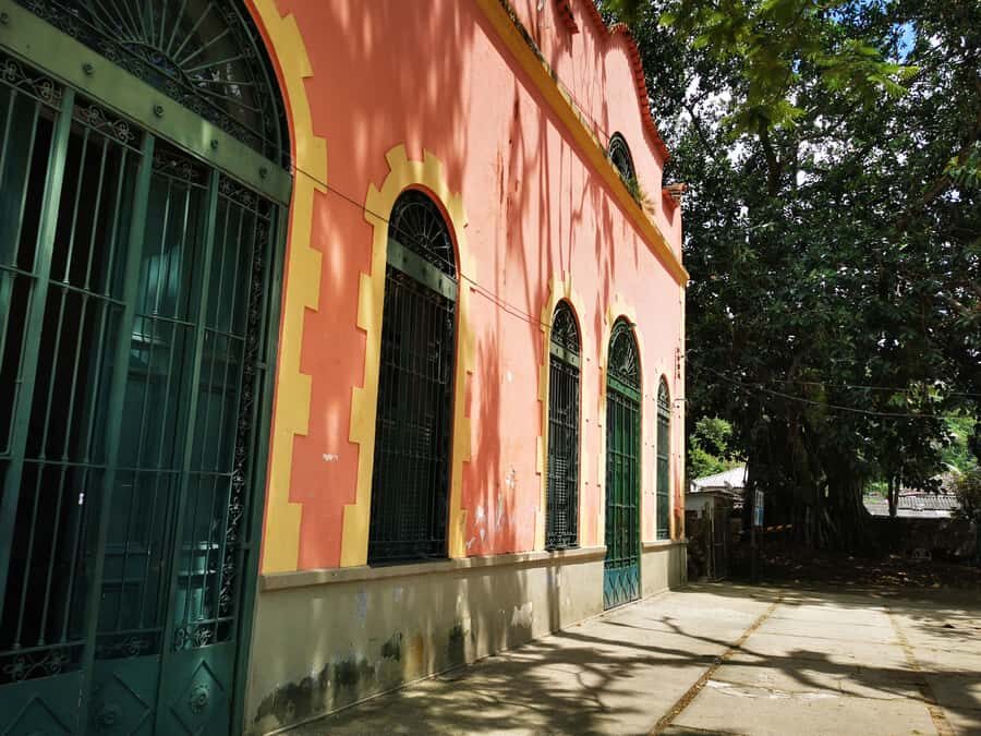 Ilha Grande: Private Historic Walking Tour with Natural Pool - Ilha Grande’s History: Ruins, Prison Eras, and a Focused Story