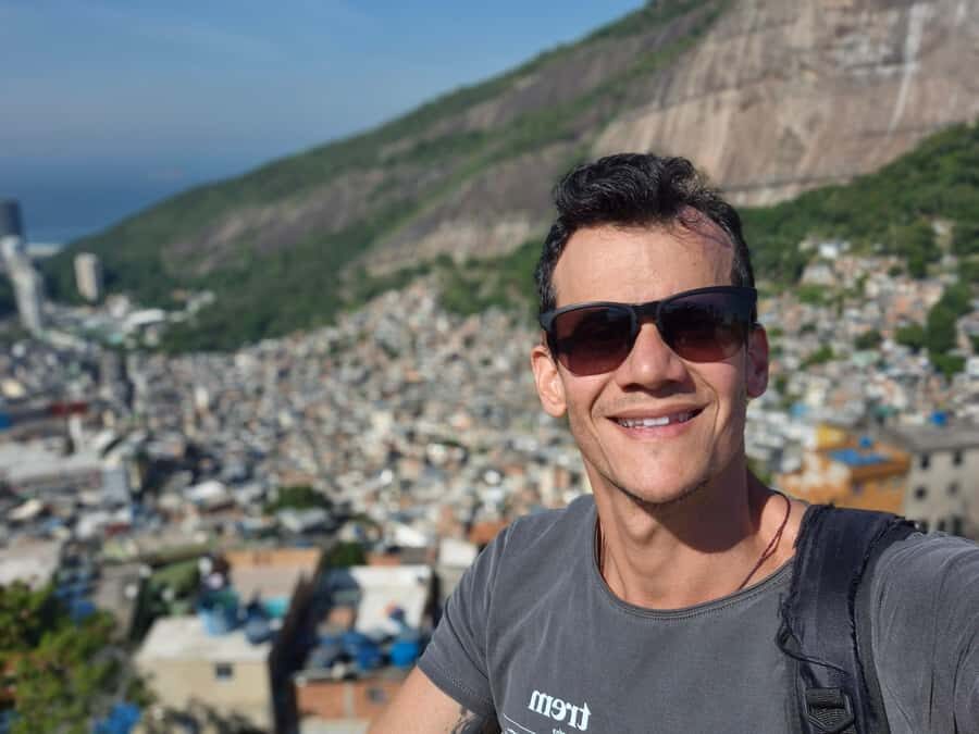 Jeep'n'Culture: Rocinha Favela and Tijuca Rainforest Tour - Estrada da Gávea and Club Bar: the Scenic Break Between Two Worlds