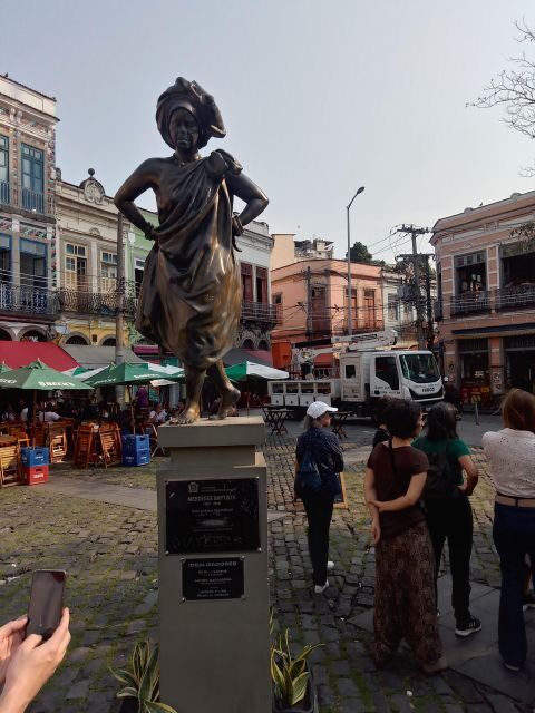 Little Africa - Walking tour from the passed to the future - Getting the most from it: respectful curiosity beats rushing