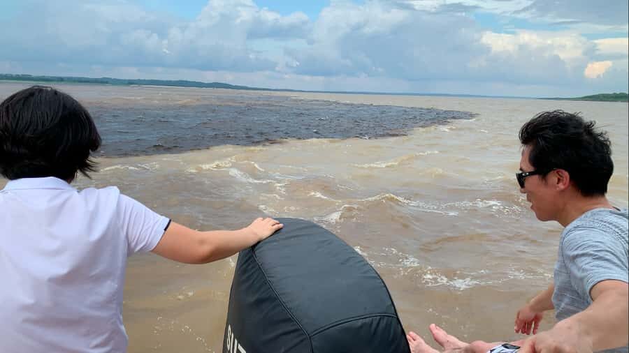 Manaus: 2-Day River Tour With Overnight Stay - January Lake and Catalão: Floating Life and a Giant Fish Moment