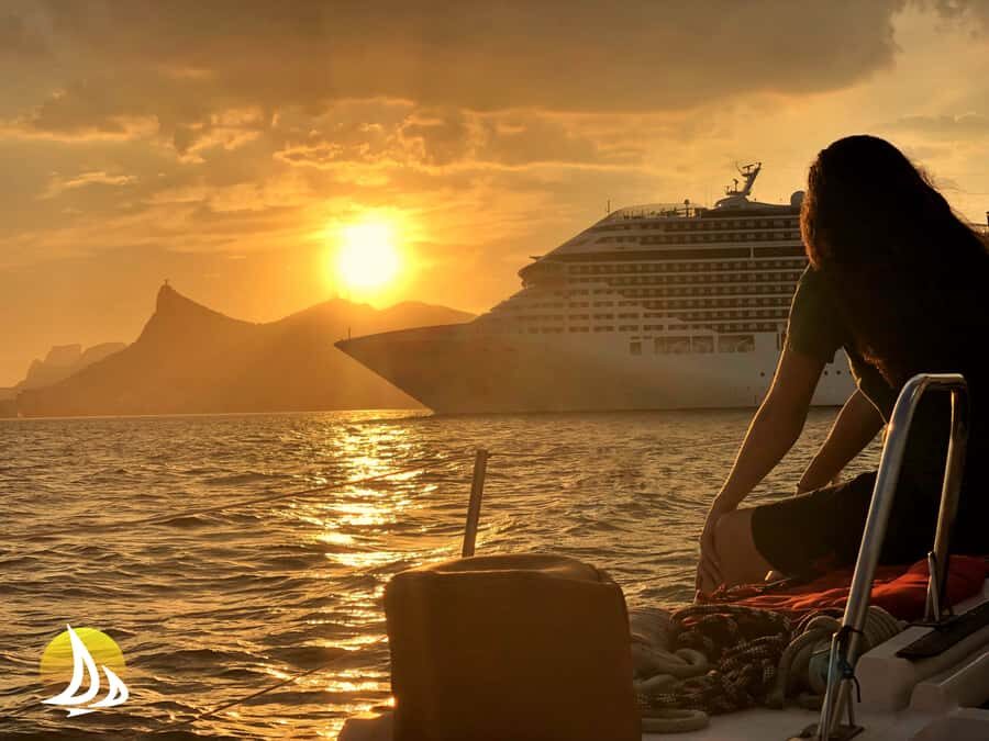 Morning Sailing Tour in Rio - Niterói Detour: Boa Viagem Island and Oscar Niemeyer’s Museum