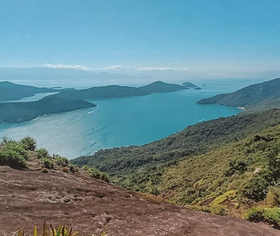 Paraty: A Private Speedboat Experience in Mamangua - Riding a private speedboat through Saco do Mamangua