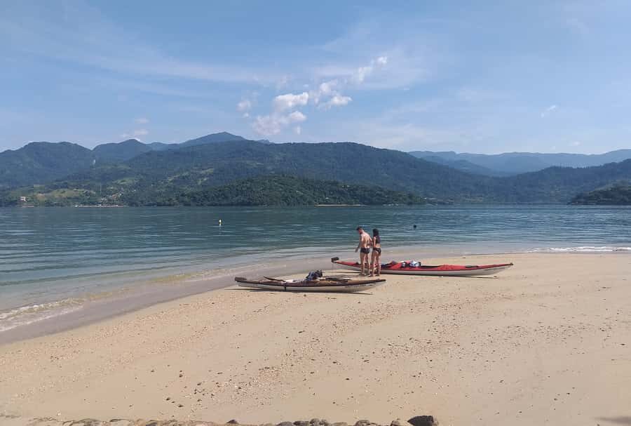 Paraty Bay: Half-Day Mangroves and Beaches Tour by Kayak - How the tour usually feels on the water