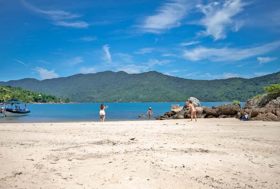 Paraty: Fast Boat Expedition to Saco do Mamangua - Baía de Paraty views: what you’re actually paying for (besides the thrill)