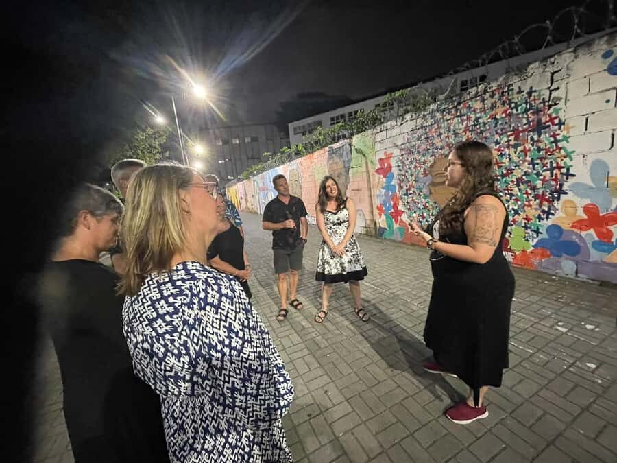 Pedra do Sal: Live Samba Night with Local Guide & Drink - The guided walk into Little Africa: what you learn before the music starts