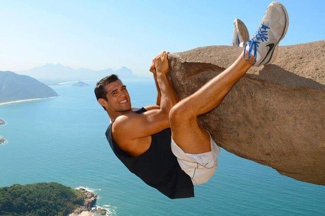 Pedra do Telégrafo Hiking Tour ( Telegraph Rock - Avoid Crowds) - Rio de Janeiro - Pedra do Telégrafo: a short hike with a huge visual payoff
