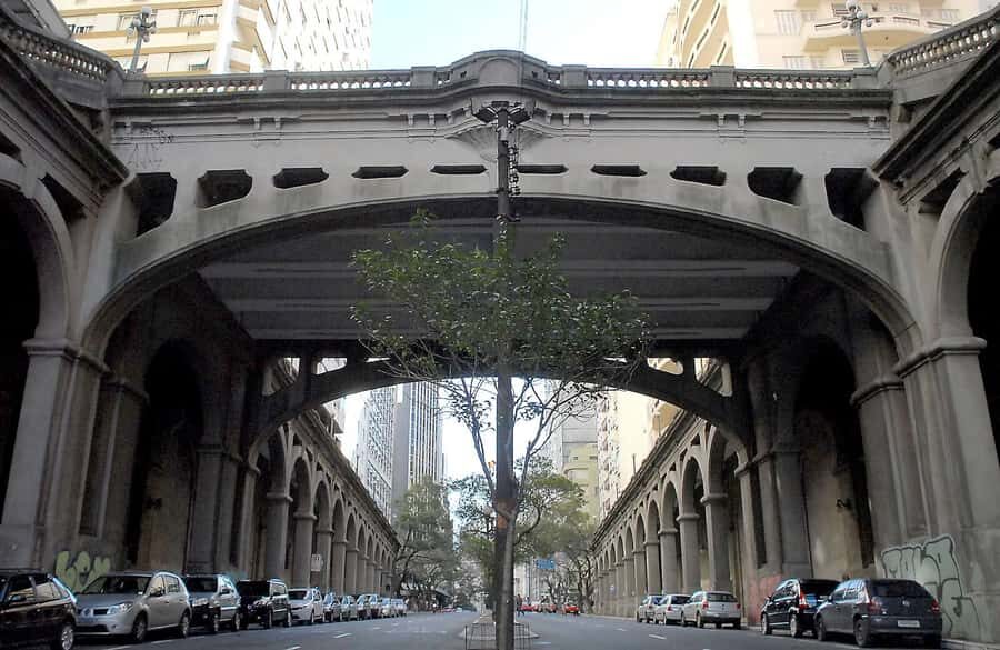 Porto Alegre: Private Citytour na Capital dos Gaúchos - Gonçalo de Carvalho Street: why this street gets attention