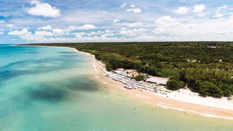 Porto Seguro: Trancoso Day Trip with Beach and Quadrado - Local Commerce in Trancoso: Artisan Shopping Without the Pressure