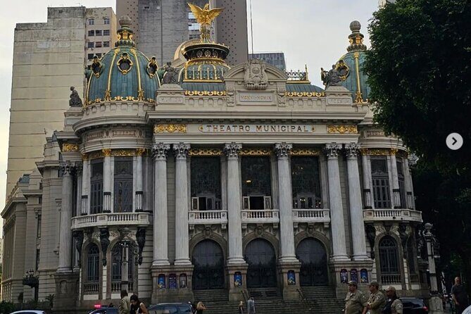 Private and Customizable Tour in Rio de Janeiro - Theatro Municipal and Mosteiro de São Bento: culture stops with meaning