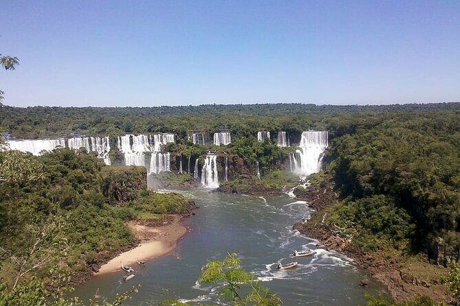 Private Day trip: Both sides of Iguazu Falls - The guides: why you’ll remember the day (not just the views)