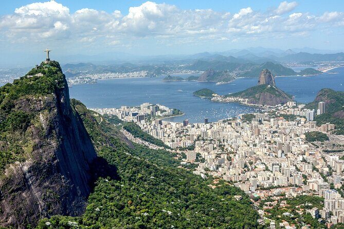 Private Rio Tour: Christ the Redeemer, Sugarloaf & Selarón Steps - Sugarloaf Mountain: 360-degree views and the extra ticket you must budget