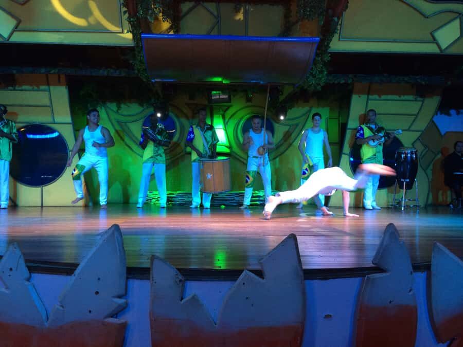 Rafain Palace: Barbecue Dinner Show - The barbecue dinner buffet: what you’ll eat and how to get the most out of it