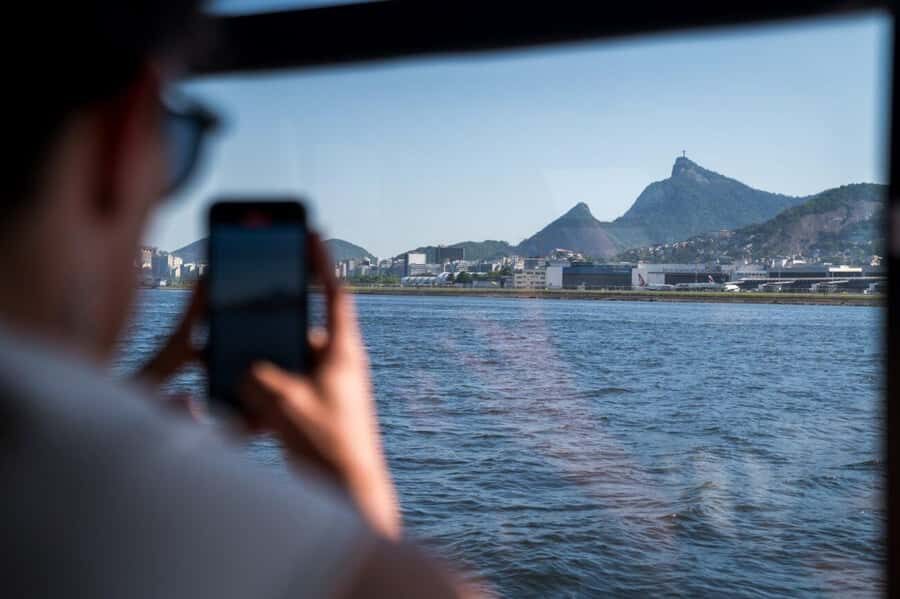 Rio: Boat Tour of Guanabara Bay - Outbound Highlights: The Port to Niterói in One Ride
