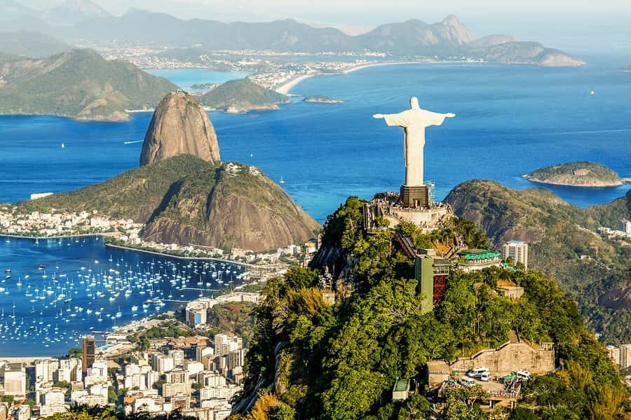 Rio: Christ the Redeemer, Sugarloaf, Selaron & BBQ Lunch - Metropolitan Cathedral and the Selarón Steps in Lapa: Two Stops, Two Moods