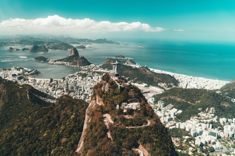 Rio: Cristo Redentor, Pão de Açúcar , almoço em churrascaria - Sugarloaf Mountain and the Bondinho Cable Car: A Different Kind of Perspective