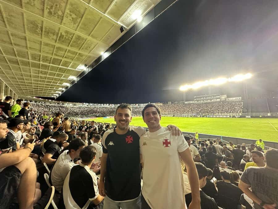 Rio de Janeiro: Attend a Vasco da Gama game with local guide - The São Januário experience vs Maracanã surprises