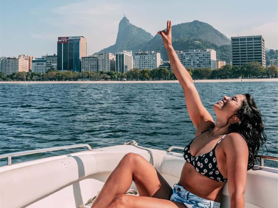 Rio de Janeiro: Boat Tour - Sunset with Beer - São João Fort in 15 Minutes: A Fortified Start From the Water