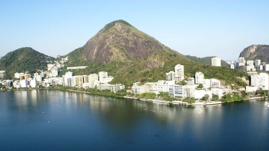 Rio de Janeiro by Air: 10-Minute Helicopter Tour - Beaches and the Atlantic: Rio’s Coastline Makes Sense