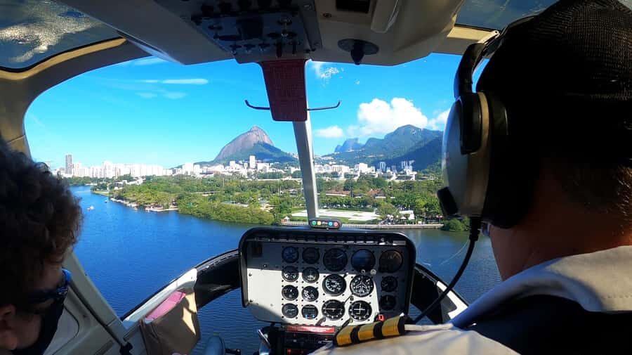 Rio de Janeiro by Air: 10-Minute Helicopter Tour - The 10-Minute Flight: What You’ll Actually Be Seeing