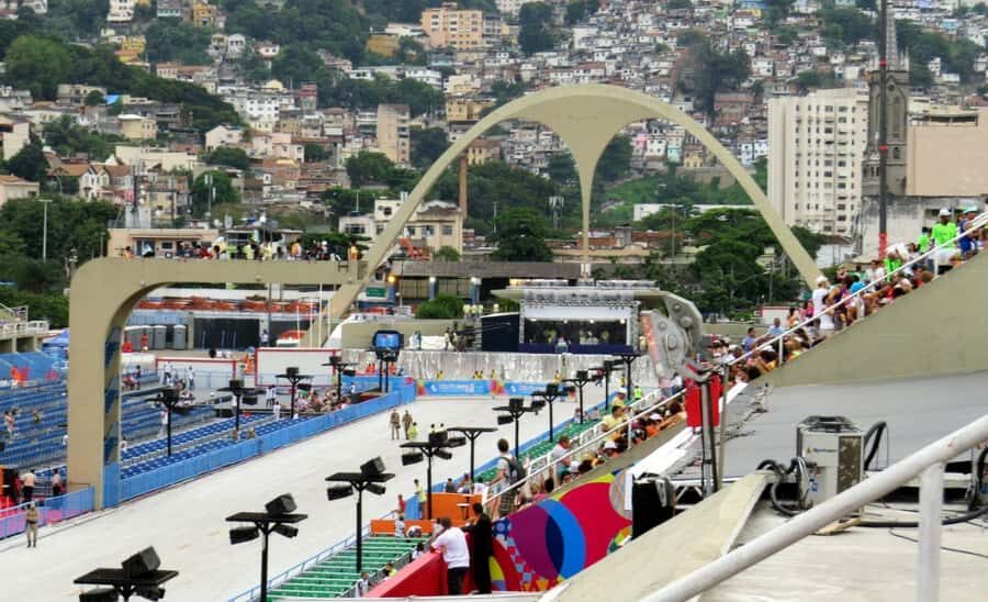Rio de Janeiro: Christ the Redeemer and Sugarloaf Tour with… - First, know what kind of day this is