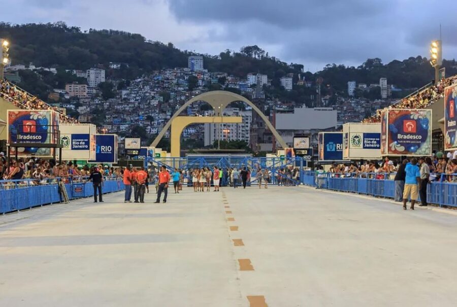 Rio de Janeiro: City Sightseeing Full Day Tour - Cathedral and Maracanã: the sports-and-faith start that shapes Rio’s identity