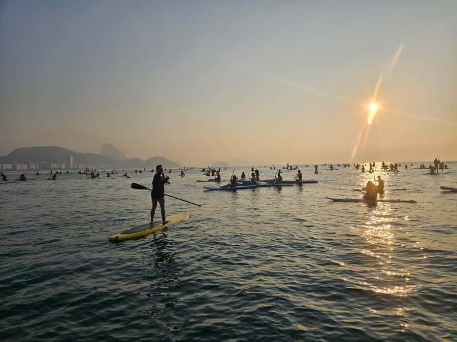Rio de Janeiro: Copacabana Sunrise Stand Up Paddleboard Tour - Meeting at Av. Atlântica 4134 and finding the red turtle tent