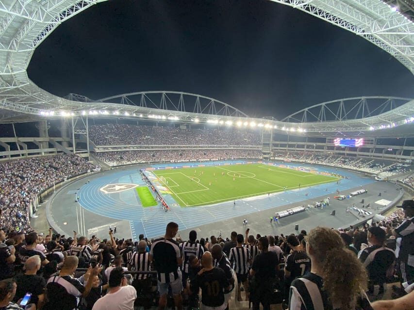 Rio de Janeiro: Enjoy a Botafogo soccer game with Locals - Match time: how to enjoy the intensity without feeling lost