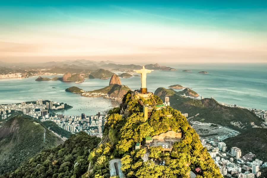 Rio de Janeiro Full-Day Sightseeing Tour - First Stop: Corcovado and Christ the Redeemer, Before the Lines