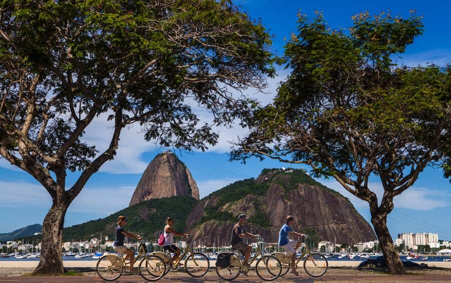 Rio de Janeiro: Guided Bike Tours in Small Groups - Why Rio feels more real at bike speed