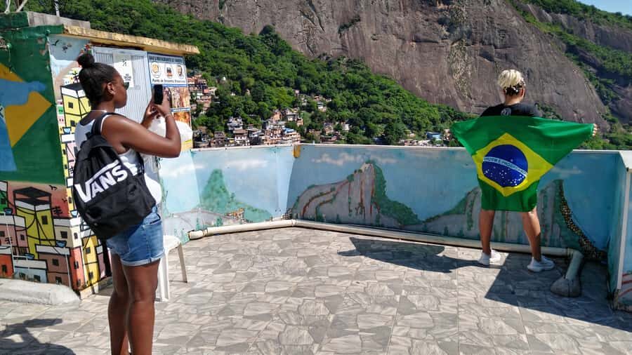 Rio De Janeiro: Half-Day Rocinha Favela Walking Tour - Inside Rocinha: The History and Challenges You Don’t Get From Headlines