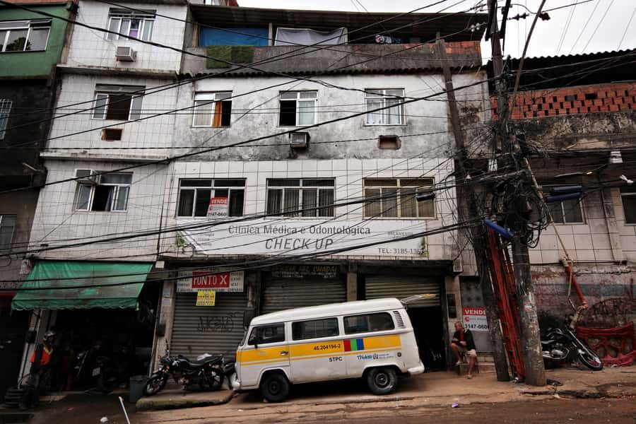 Rio De Janeiro: Half-Day Rocinha Favela Walking Tour - Feeling Safe in a Favela: What Guides Do That Changes Your Experience