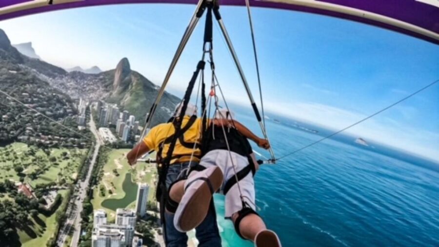Rio de Janeiro: Hang Gliding Adventure - Getting to Praia do Pepino and meeting your Easy Fly Rio team