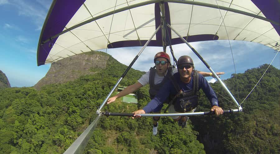 Rio de Janeiro: Hang Gliding or Paragliding Experience - Landing Back at São Conrado and the Photo/Video Moment