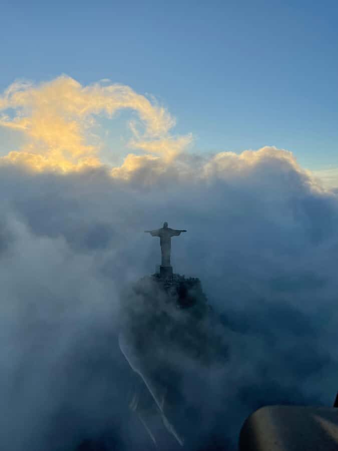 Rio De Janeiro Helicopter Flight Tour - Copacabana’s waves and Ipanema’s sand: the coastline moments