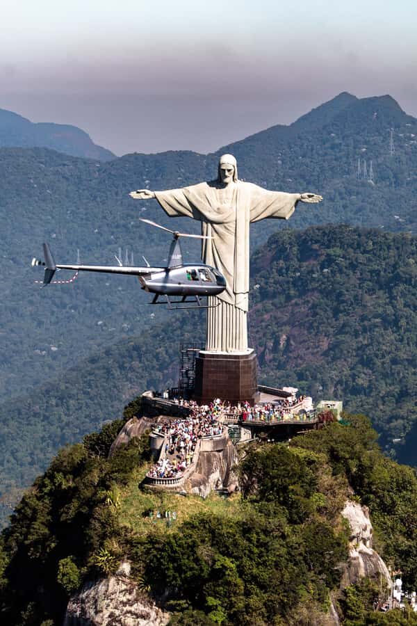 Rio de Janeiro: Helicopter Tour with an unforgettable view - Why a Rio helicopter view beats standing around on land
