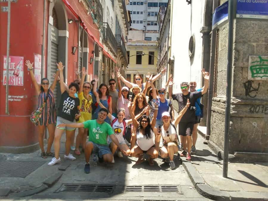 Rio de Janeiro: Historical Downtown and Lapa Walking Tour - Praça Cinelândia start: why the meeting point matters