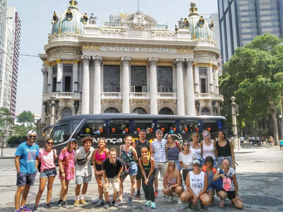 Rio de Janeiro: Historical Downtown and Lapa Walking Tour - Approaching Lapa by walking: a change in feel, not just a new stop