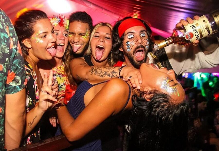 Rio de Janeiro: Late Night Boat Party with DJ and Dancing - Weather reality check: confirmed with rain, possible safety cancel