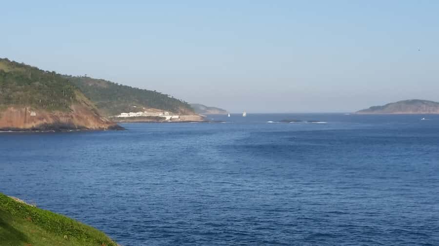 Rio de Janeiro: Niterói Day Trip - Guide quality and the value of a private group for a $207 day