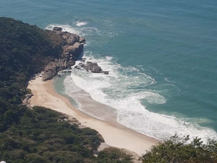Rio de Janeiro: Pedra do Telegrafo Hike & Grumari Beach Tour - Telegraph Rock: what to do on the way up and at the viewpoint