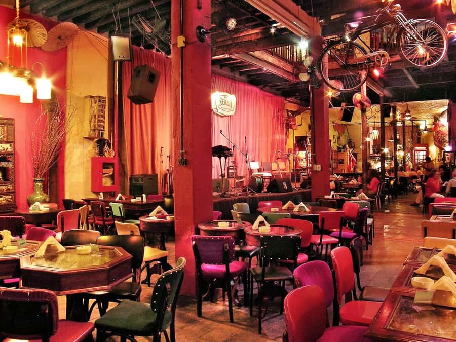 Rio de Janeiro: Rio Scenarium Entrance, Dinner, and Open Bar - Should you book Rio Scenarium dinner and open bar?