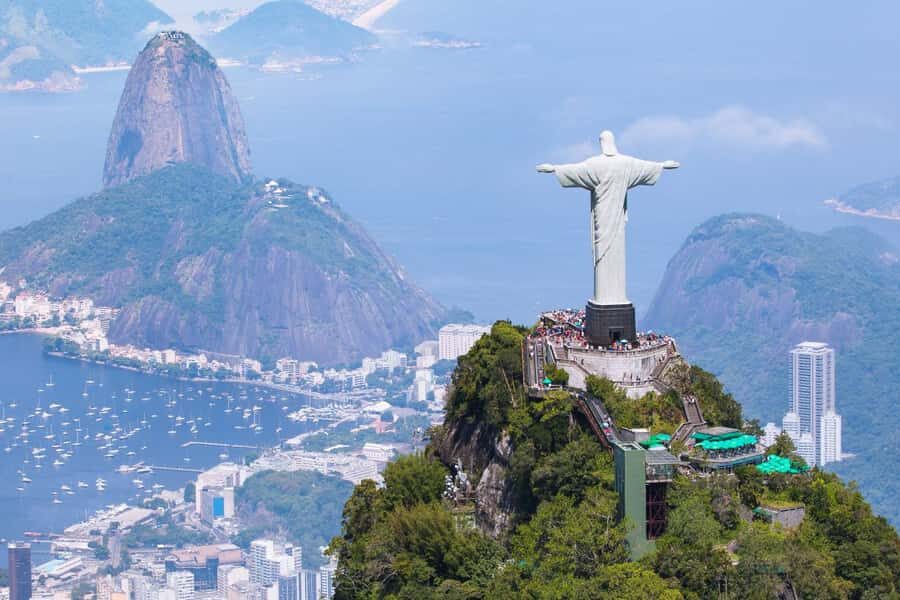 Rio de Janeiro: Rio's Icons Guided Tour with Tickets & Lunch - Christ the Redeemer: big views, fast timing