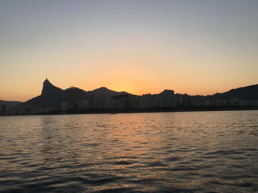 Rio de Janeiro: SpeedBoat Tour - Sunset with Beer - Who This Tour Fits Best, and Who Should Pass