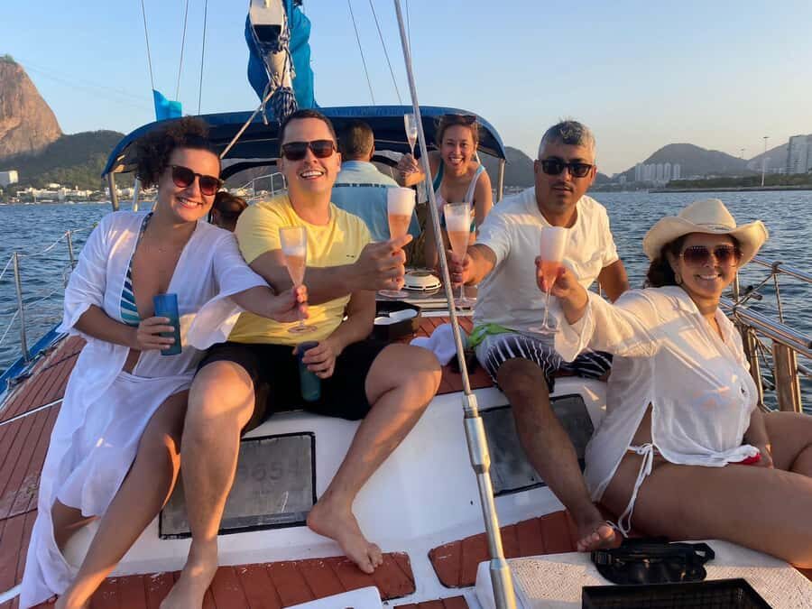 Rio de Janeiro: Sunset Sailboat Tour with Open Bar - What the crew does (and why it affects your whole trip)